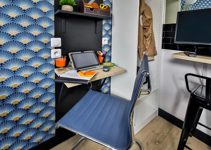 Ws Tour Eiffel - Laos Paris