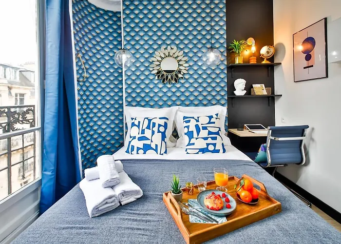 Ws Tour Eiffel - Laos * Paryż