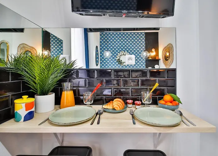 Ws Tour Eiffel - Laos *