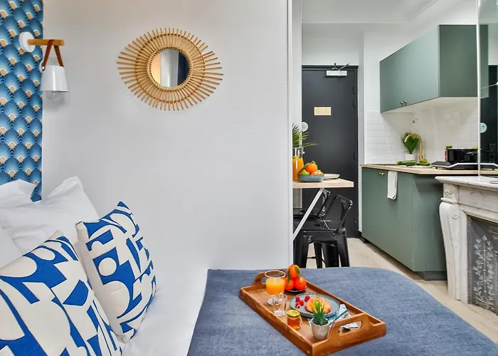 Ws Tour Eiffel - Laos *