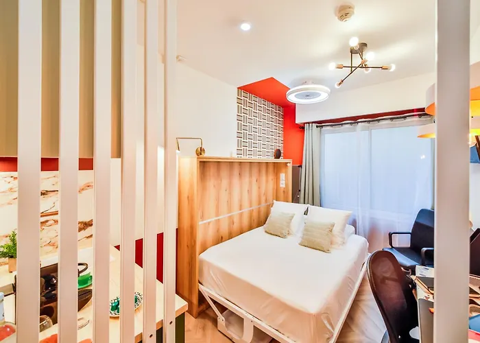 Ws Tour Eiffel - Laos Apartament