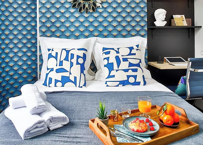 Ws Tour Eiffel - Laos