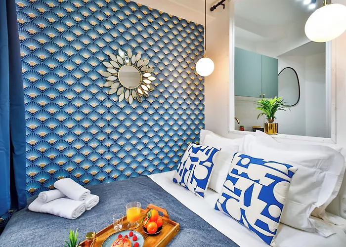 Ws Tour Eiffel - Laos * Parigi