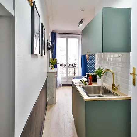 Ws Tour Eiffel - Laos