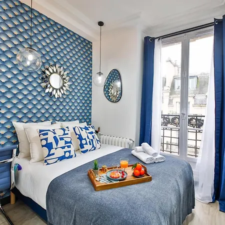 Ws Tour Eiffel - Laos * Παρίσι