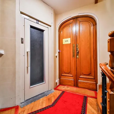 Ws Tour Eiffel - Laos *