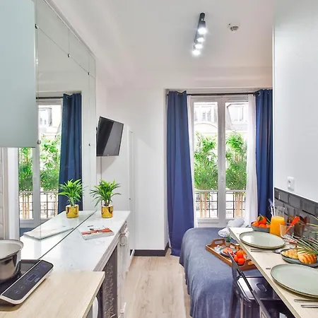 Ws Tour Eiffel - Laos *